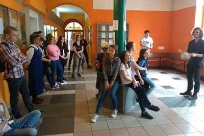 image: Studiuj filozofię: żyj świadomie - myśl wyraźnie - kochaj szczerze!