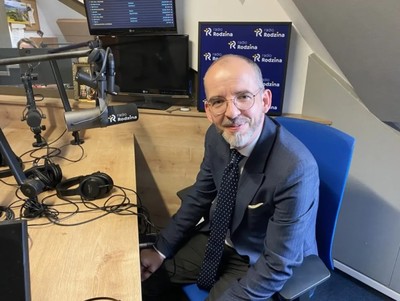 image: Dr Paweł Wróblewski w audycji 