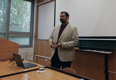 image: Dr hab. Paweł Korobczak z wykładami w Preszowie